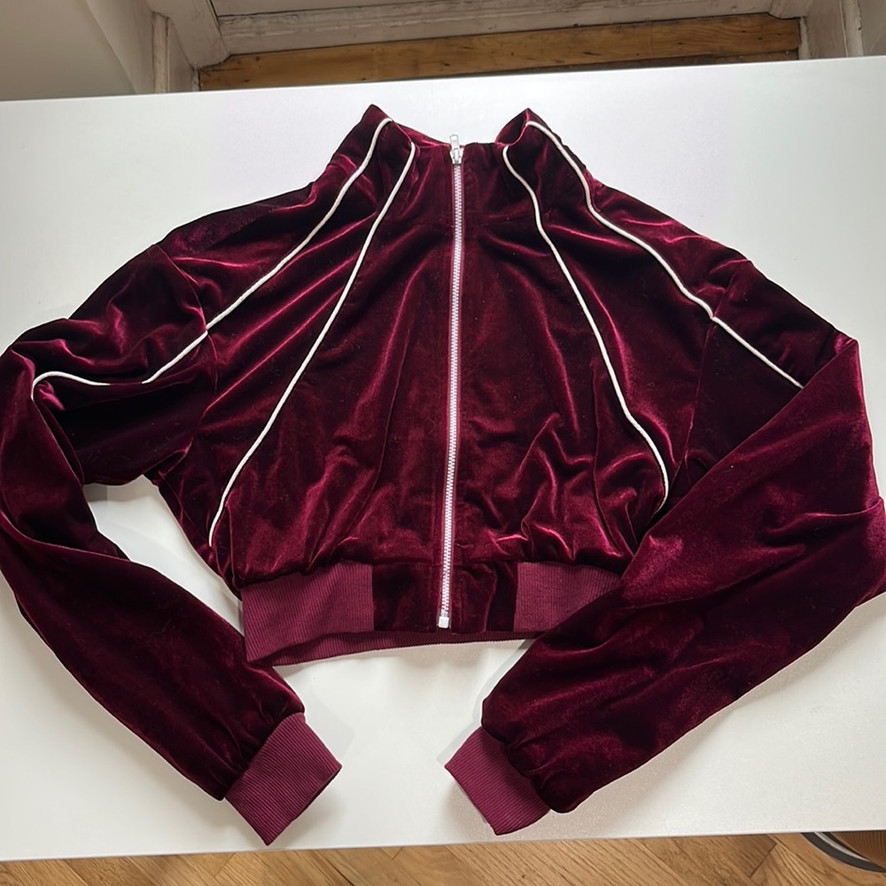 Hours Cropped Tracksuit Zip size S Burgundy